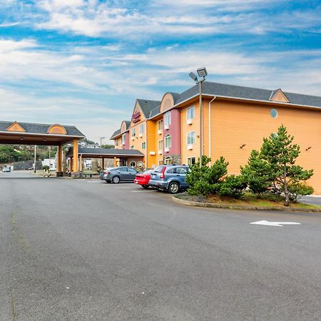Palace Inn & Suites Lincoln City Exterior foto