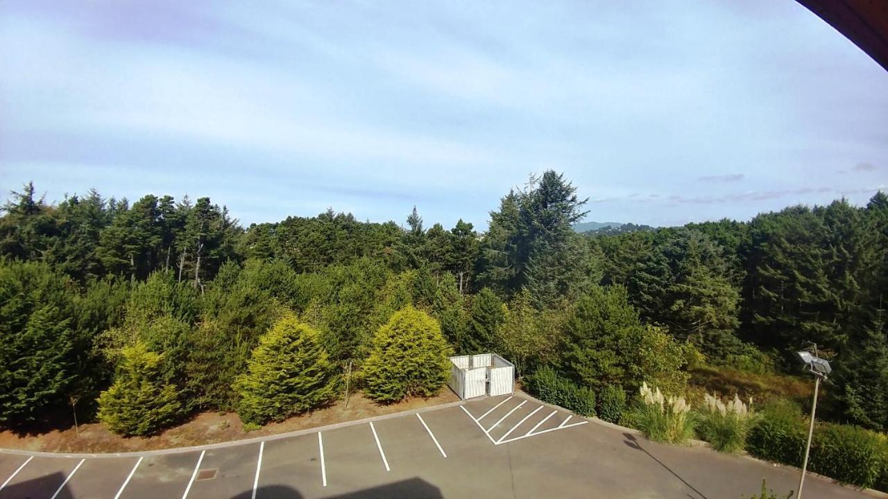 Palace Inn & Suites Lincoln City Exterior foto