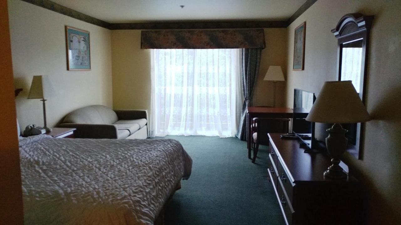 Palace Inn & Suites Lincoln City Exterior foto